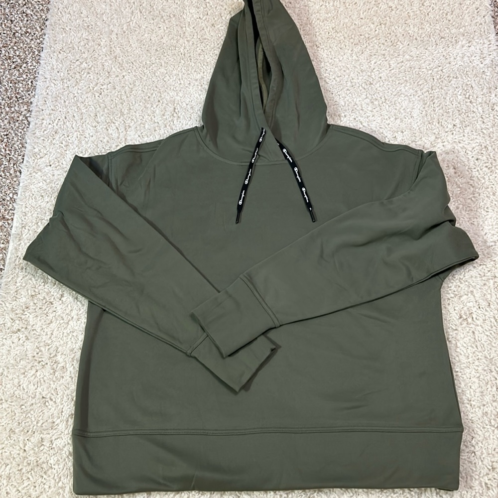 CHAMPION L green sweatshirt hoodie. With thumb holes